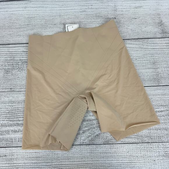 Wacoal Plus Size Nude Reshape Thigh Shaper Sculpting Shorts Size 2X - Picture 1 of 8